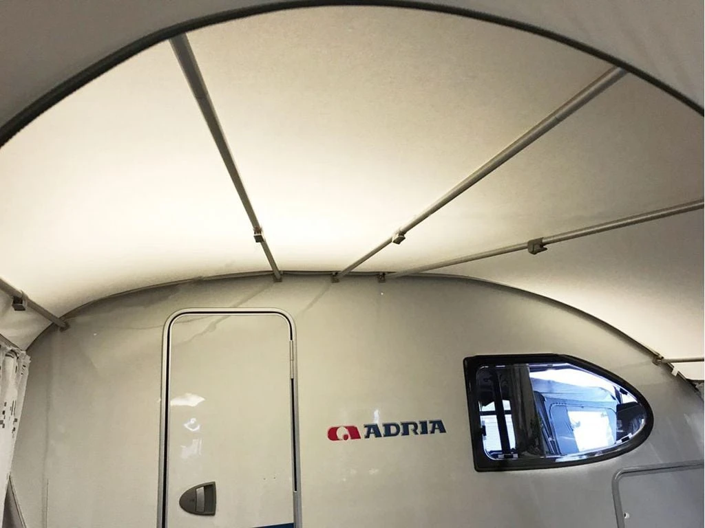 Walker Action 361 Voortent - Adria Action 361 7 Walker Action 361 Voortent - Adria Action 361 - Afbeelding 5