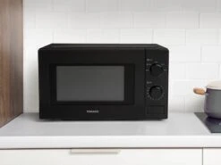 Tomado TMS2003B Solo Magnetron -Buiten Kamperen 39ca99cb040bc921