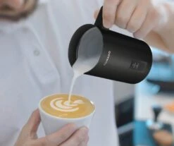 Tomado TMF1201B 240 Ml Melkopschuimer -Buiten Kamperen 546bb6caf084c25c