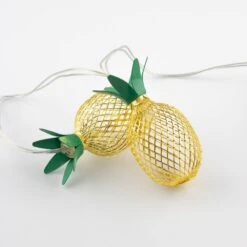 Merkloos Gardenwize 10 Ananas LED Lampjes Zonne-energie Lichtsnoer -Buiten Kamperen 646f0ebb9ae091.14491624