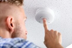 Alecto SA-110 Rookmelder -Buiten Kamperen 656a0a285ca094.99811507