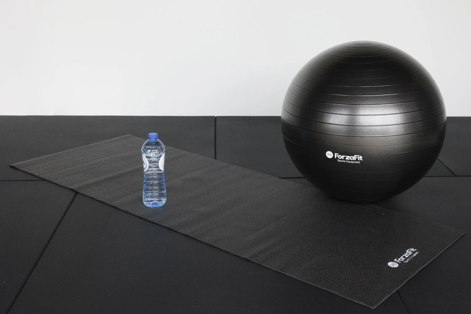 Merkloos ForzaFit 4 Mm Antislip Yogamat - Black 5 Merkloos ForzaFit 4 Mm Antislip Yogamat - Black - Afbeelding 3