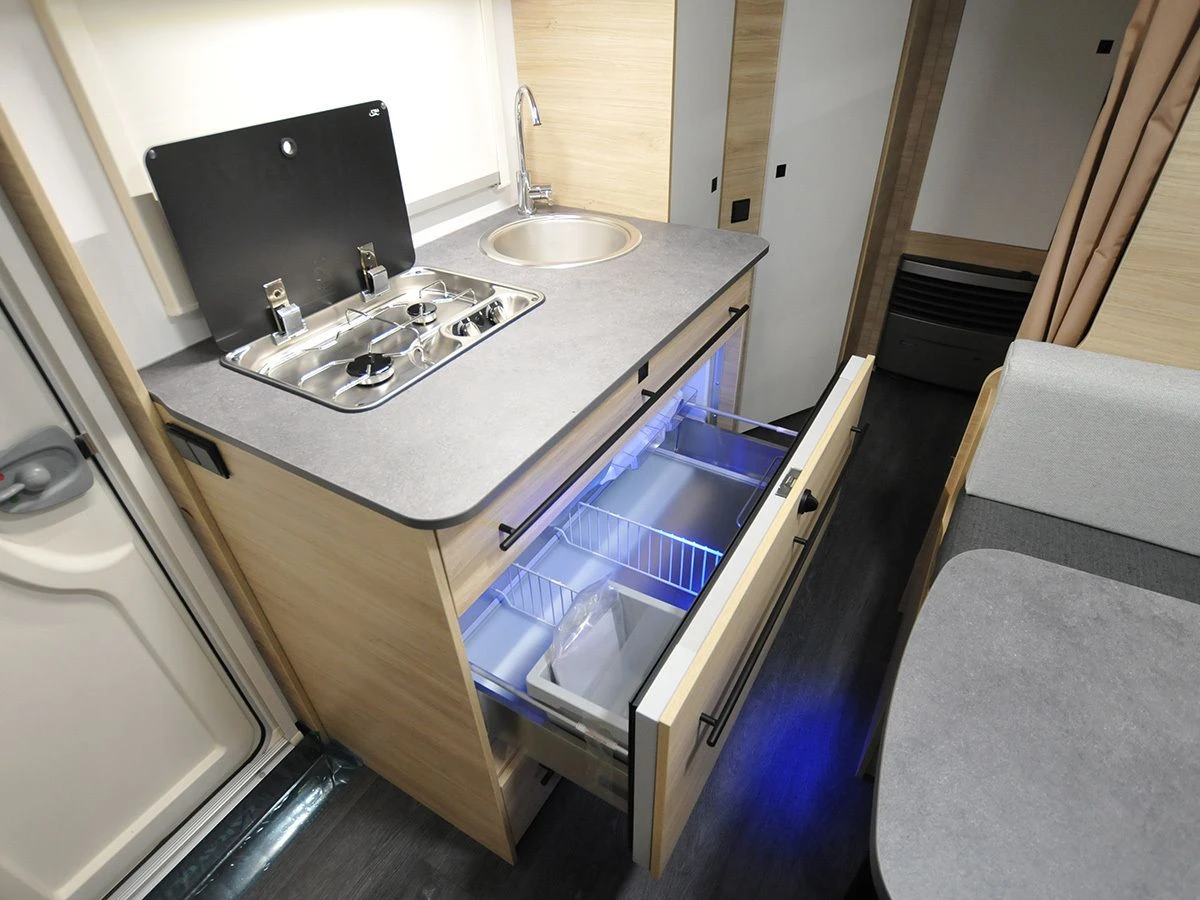 Caravelair Alba 496 2025 Caravan 7 Caravelair Alba 496 2025 Caravan - Afbeelding 5