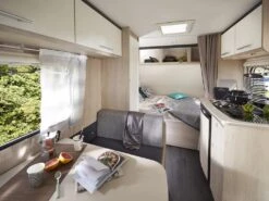 Caravelair Alba 426 Family Caravan -Buiten Kamperen caravelair alba nieuw 3 ecommerce