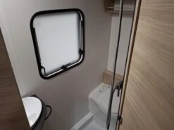 Caravelair Alba Style 496 Family 2023 Caravan 27 Caravelair Alba Style 496 Family 2023 Caravan -Buiten Kamperen caravelairalbastyle4962023 11 ecommerce