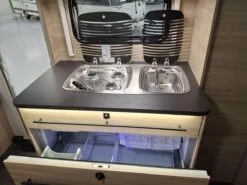 Caravelair Alba Style 496 Family 2023 Caravan 31 Caravelair Alba Style 496 Family 2023 Caravan -Buiten Kamperen caravelairalbastyle4962023 15 ecommerce