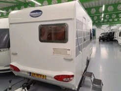 Caravelair Antares Luxe 400 2013 Caravan -Buiten Kamperen caravelairantaresluxe40020133 ecommerce