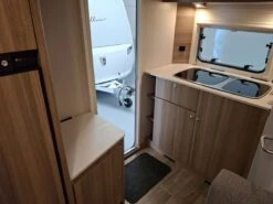 Dethleffs C'Joy 390 QSH 2018 Caravan -Buiten Kamperen dethleffsc joyqsh201813 ecommerce