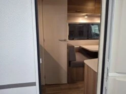 Dethleffs C'Joy 390 QSH 2018 Caravan -Buiten Kamperen dethleffsc joyqsh20184 ecommerce