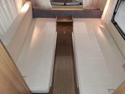 Eriba Feeling 470 2014 Caravan 17 Eriba Feeling 470 2014 Caravan -Buiten Kamperen eriba feeling 470 20147 ecommerce