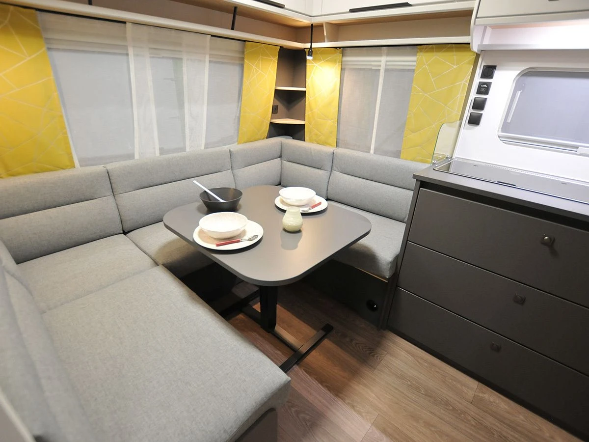 Fendt Apero 515 SG Caravan 5 Fendt Apero 515 SG Caravan - Afbeelding 3