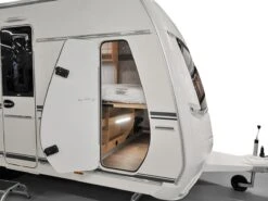 Fendt Bianco Activ 515 SKF 2025 Caravan 23 Fendt Bianco Activ 515 SKF 2025 Caravan -Buiten Kamperen fendt bianco activ 515 skf 2025 10 ecommerce