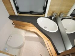 Fendt Bianco Activ 515 SKF 2025 Caravan 21 Fendt Bianco Activ 515 SKF 2025 Caravan -Buiten Kamperen fendt bianco activ 515 skf 2025 8 ecommerce