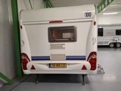 Hobby De Luxe 520 TMF 2008 Caravan -Buiten Kamperen hobby de luxe 520 tmf 2008 caravan 3 ecommerce