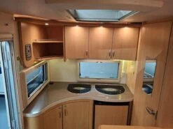 Hobby De Luxe 520 TMF 2008 Caravan -Buiten Kamperen hobby de luxe 520 tmf 2008 caravan 6 ecommerce