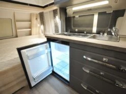 Hobby De Luxe 440 SF 2024 Caravan -Buiten Kamperen hobby deluxe 440sf 2024 7 ecommerce