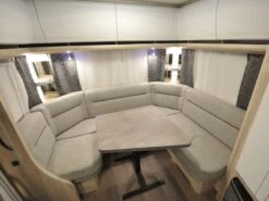 Hobby De Luxe 495 UL 2025 Caravan -Buiten Kamperen hobby deluxe 495ul 2025 3 ecommerce