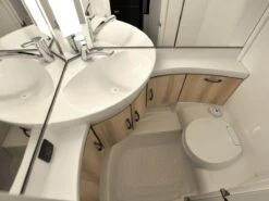 Hobby De Luxe 495 UL 2025 Caravan -Buiten Kamperen hobby deluxe 495ul 2025 9 ecommerce