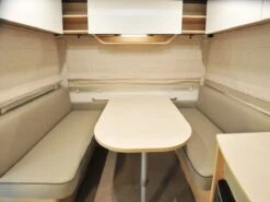 LMC Style 460 E 2025 Caravan 13 LMC Style 460 E 2025 Caravan -Buiten Kamperen lmc style 460e 2025 3 ecommerce