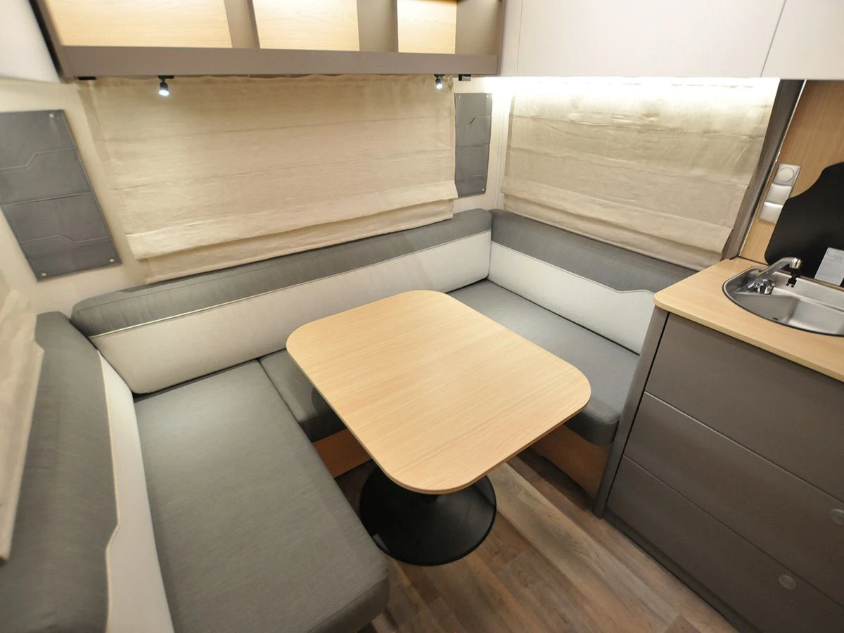 LMC Tandero 480 D Caravan 5 LMC Tandero 480 D Caravan - Afbeelding 3