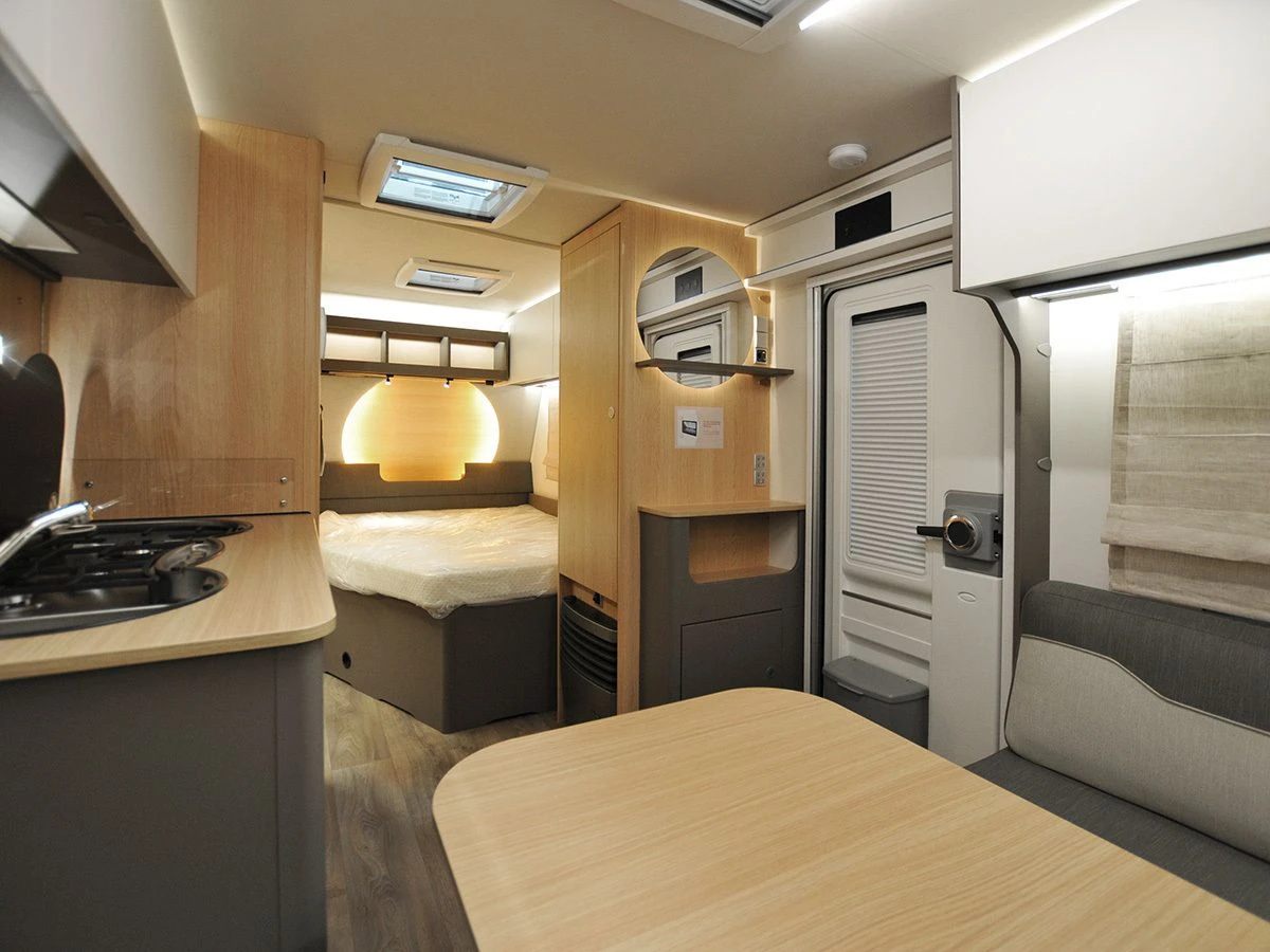 LMC Tandero 480 D Caravan 7 LMC Tandero 480 D Caravan - Afbeelding 5