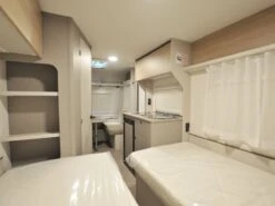 LMC Sassino 460 E 2025 Caravan -Buiten Kamperen lmcsassino 460e 2025 10 ecommerce